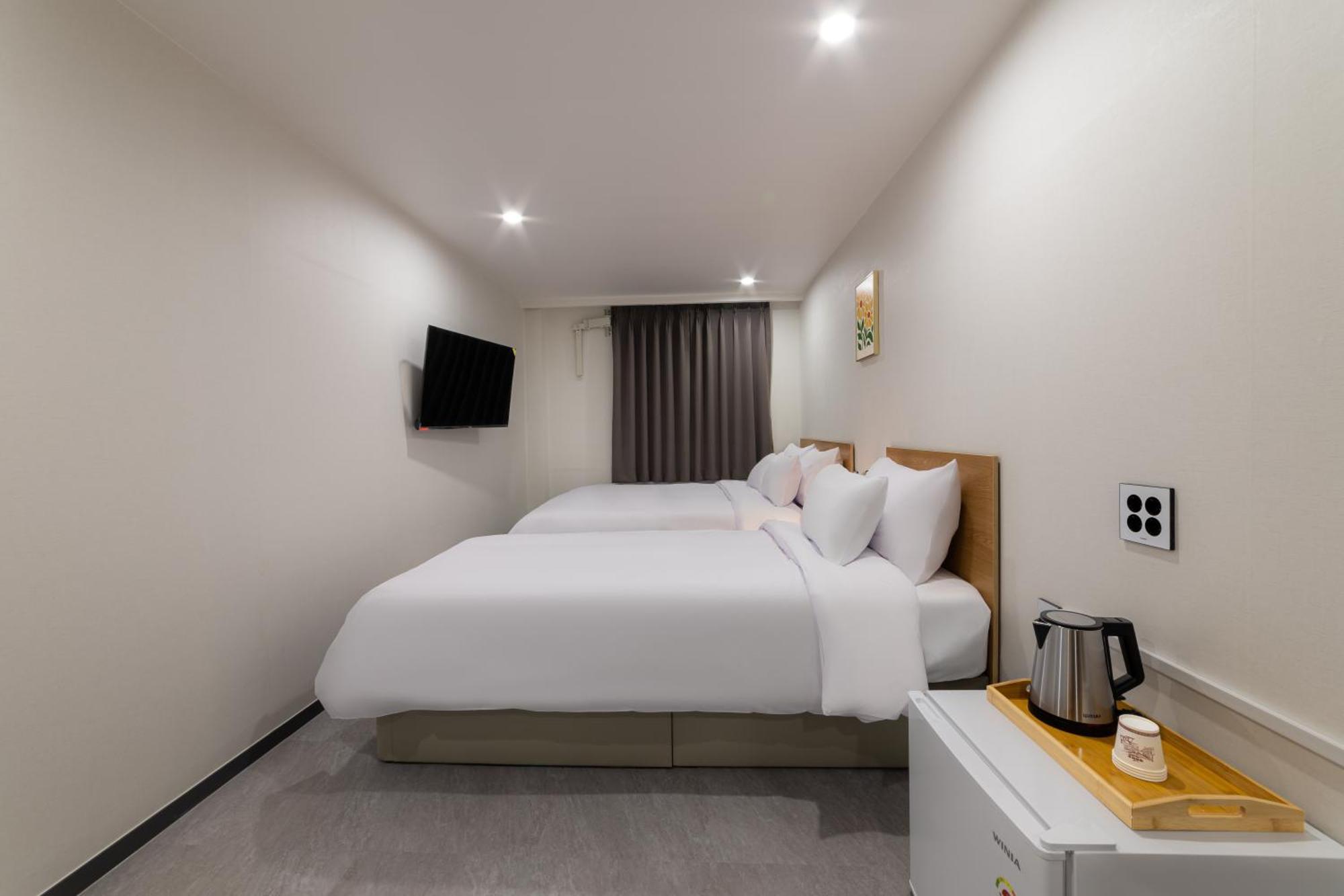 Stayz437 Jongno Hotel 2*